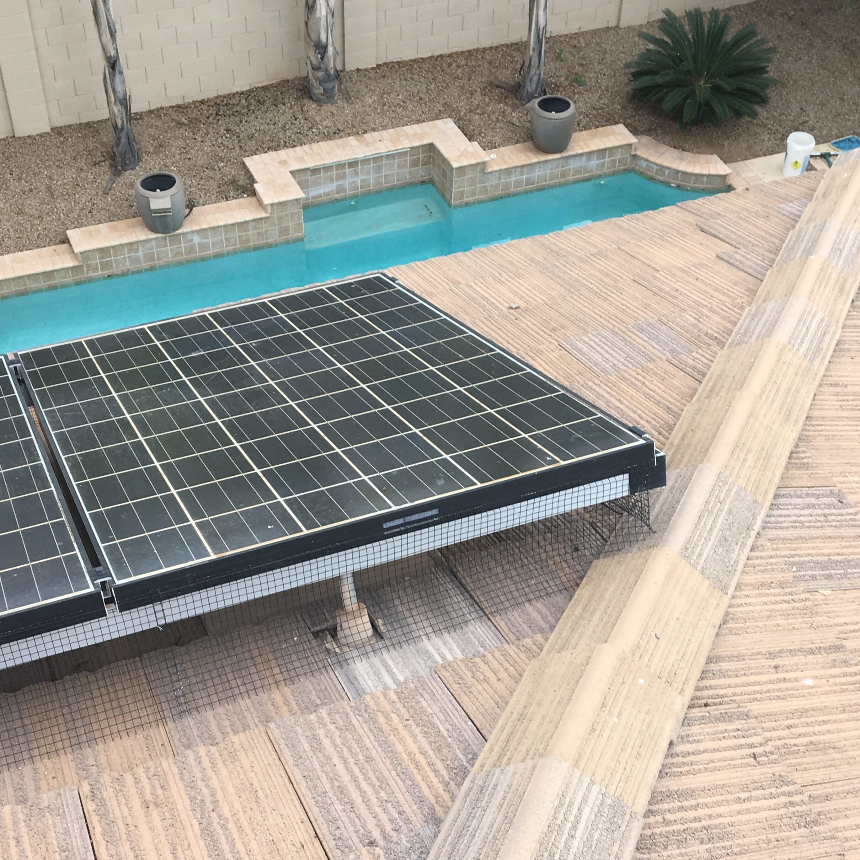 Perfect Pigeon Abatement on these solar panels by the Pigeonpros